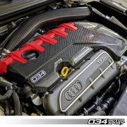 Снимка на 2.5 TFSI EA855 evo Carbon Fiber Engine Cover 034Motorsport 21rs426 Снимка на 2.5 TFSI EA855 evo Carbon Fiber Engine Cover 034Motorsport 21rs426