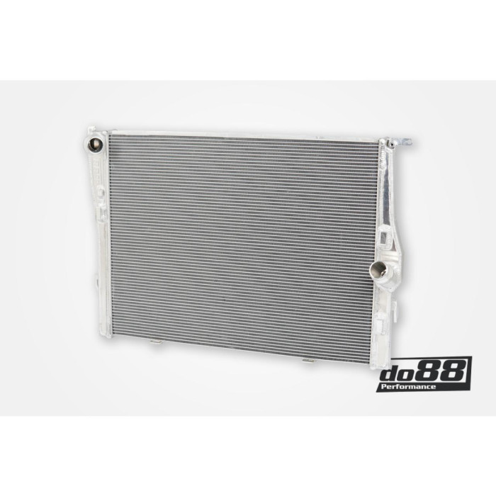 Снимка на BMW M3 E90 E92 Radiator Aluminum do88 WC-190