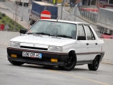 Renault 9 Saloon (L42)
